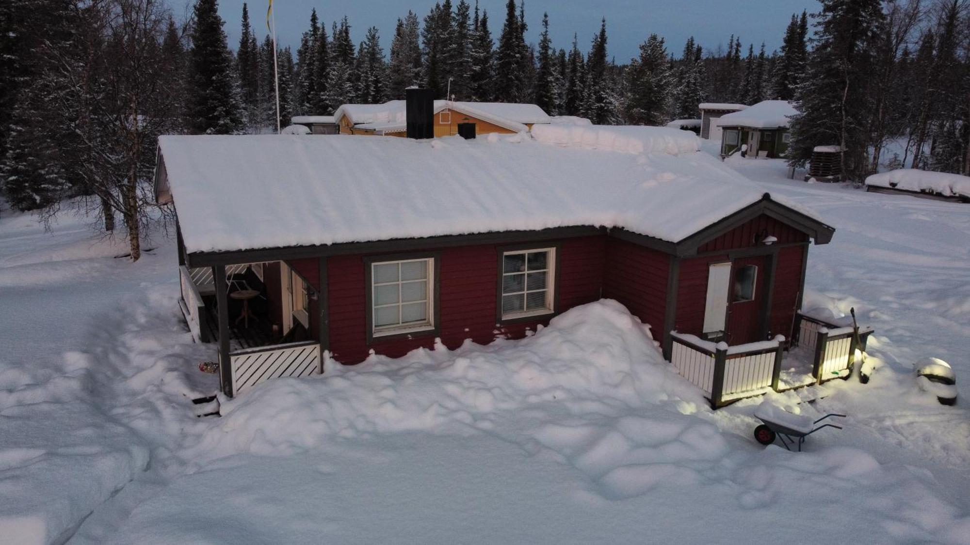 Little Adorable Red Villa Kiruna Exterior photo